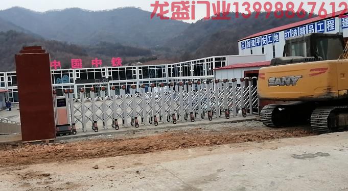 沈陽(yáng)加厚鋁合金伸縮門(mén)